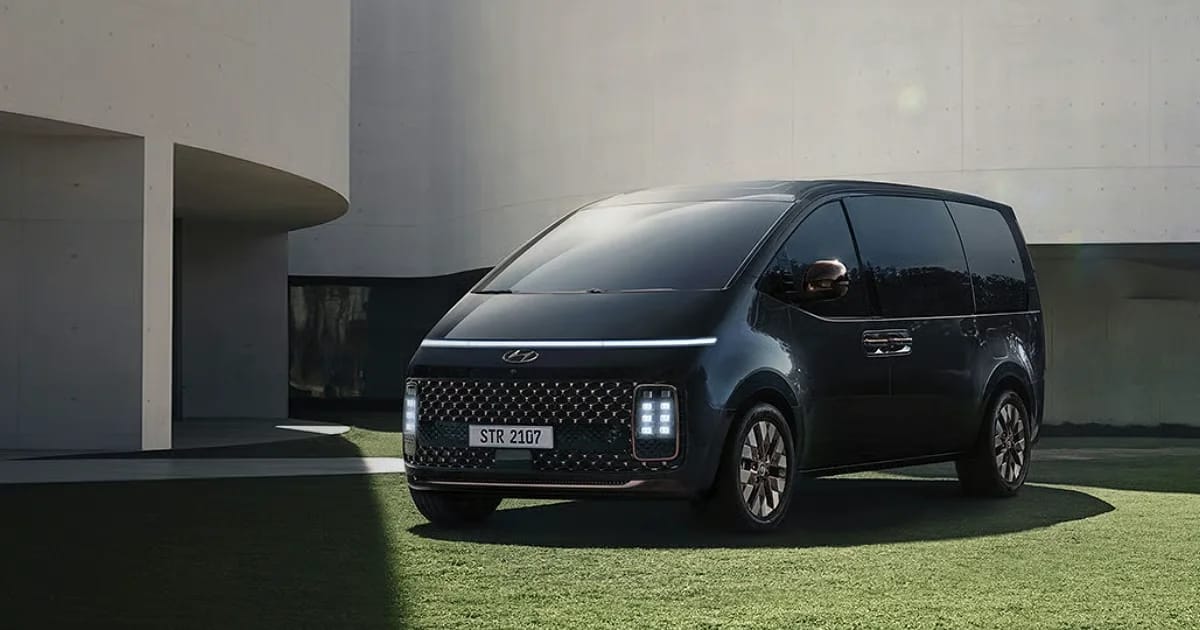 Hyundai Staria
