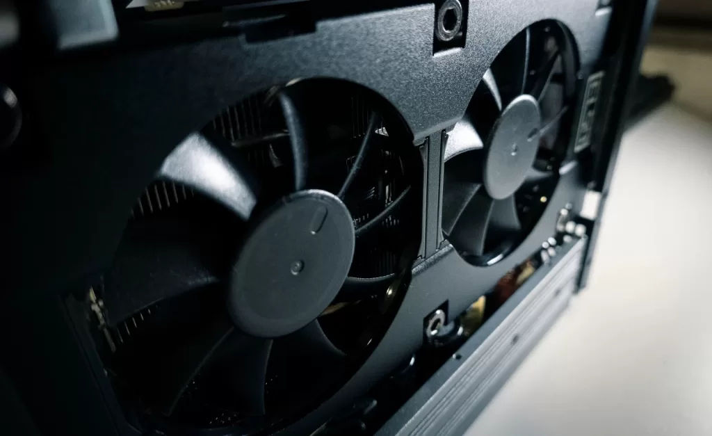 دي ال اس اس 5: صورة اجمل مقابل نصف الاطارات، وبطاقات RTX 50 وحدها