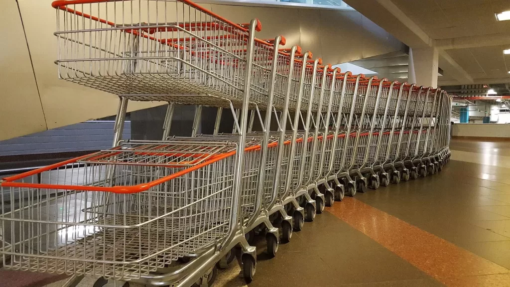 The Discount Zone at LuLu: 864 Items, and the Deepest Cut Is Seventy Per Cent
