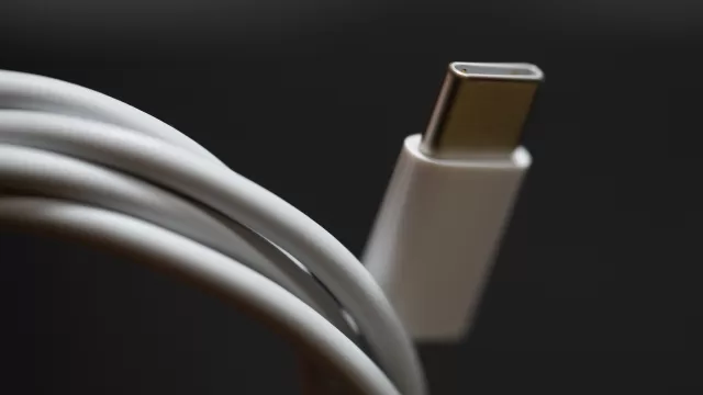 USB-C cable plug